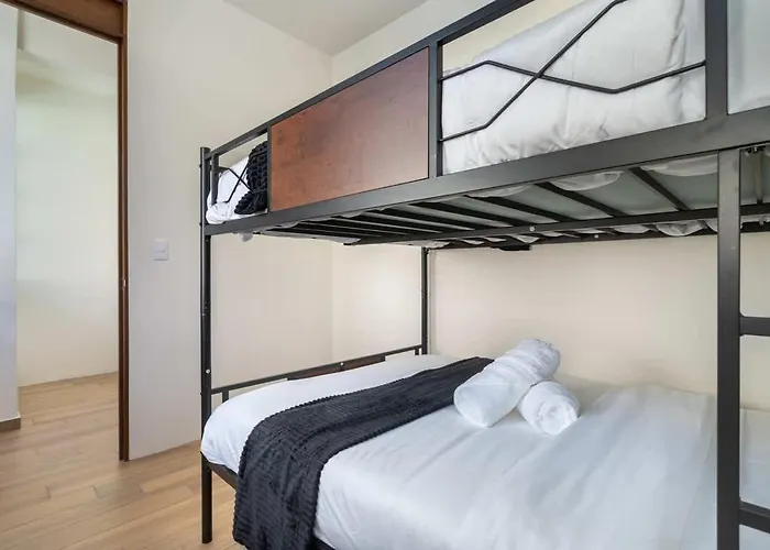 Spacious Ideal For Groups With Patio & Arcade Сasa de vacaciones *
