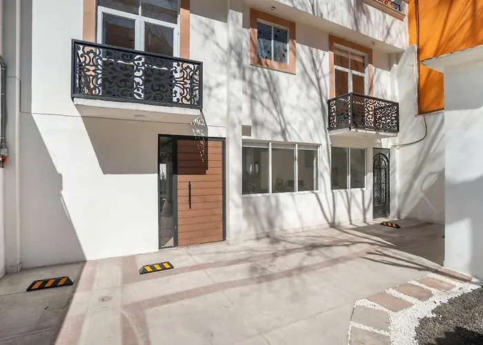 Holiday home Spacious Ideal For Groups With Patio & Arcade